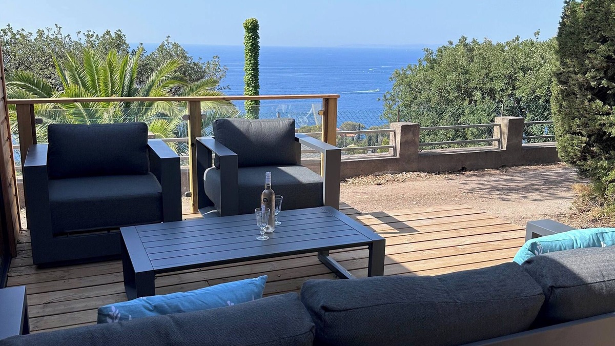 Boulouris-sur-Mer Ski Chalet | CHALET WITH EXCEPTIONAL SEA VIEW