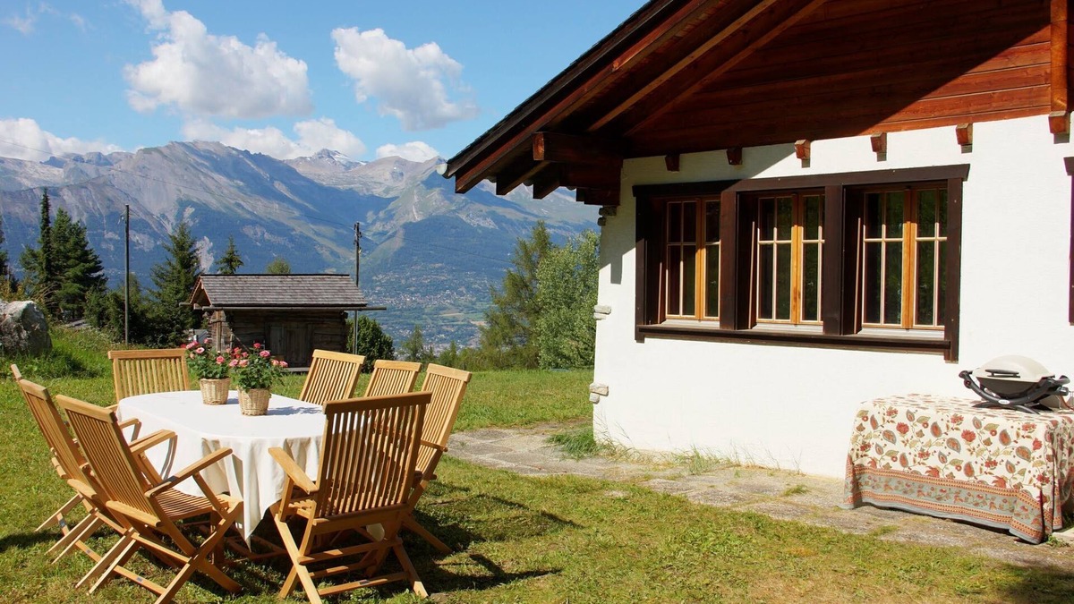 Agettes Ski Chalet | Chalet with mountain view. Family-friendly. Summer&Winter. 6' from 4Vallées.