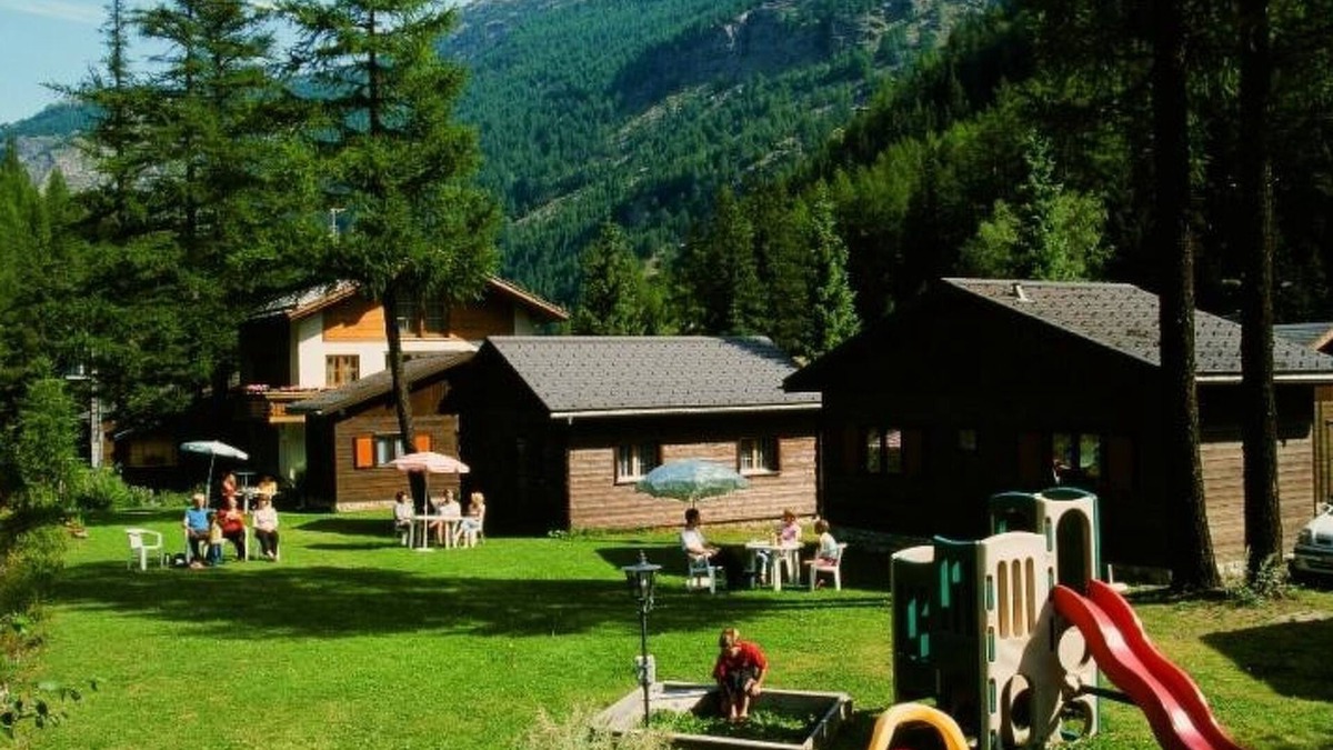Saas-Balen Apartment | Chaletpark Residenz Edelweiss by Interhome