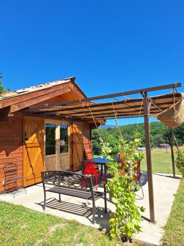 Dieulefit-Bourdeaux Ski Chalet | Chalets du Bois de Vache
