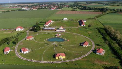 Sopronkovesd Hotel | Chalets Franciska Major, Pro Village