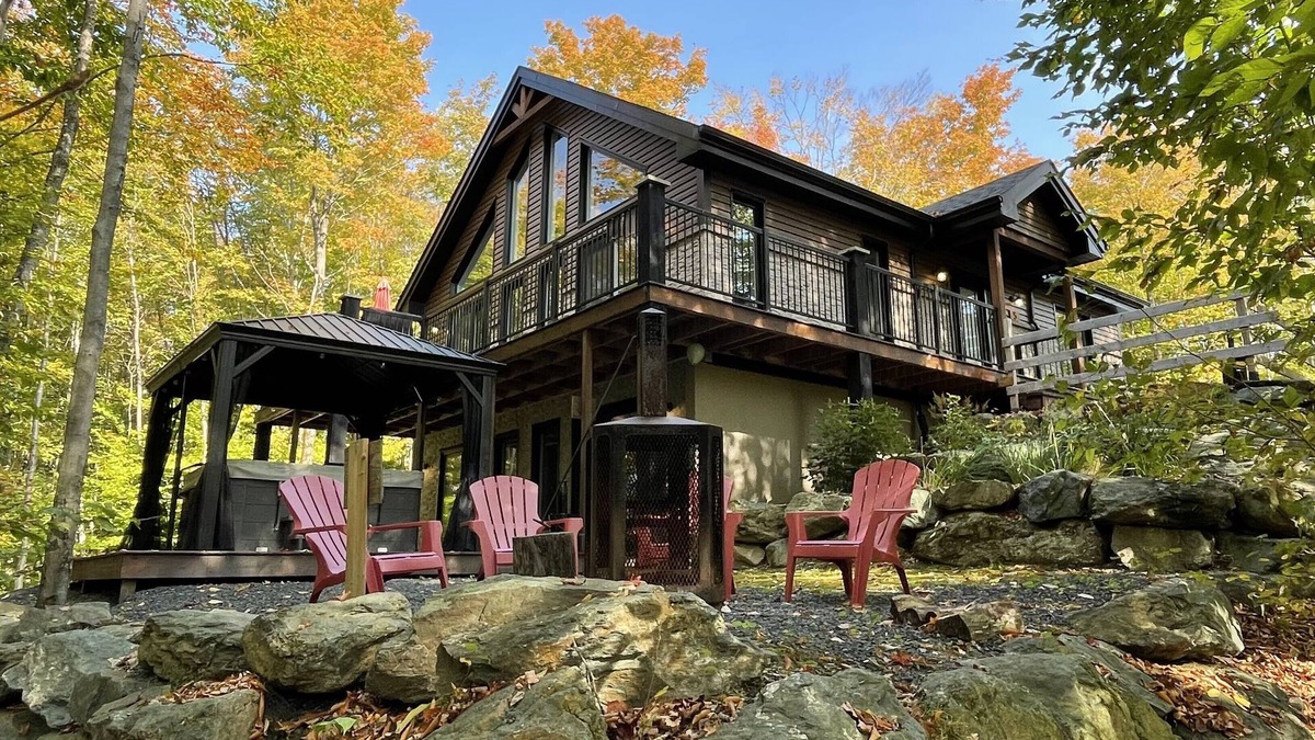 Eastman Ski Chalet | Chalets Signature Eastman, Chalet Le PÜR
