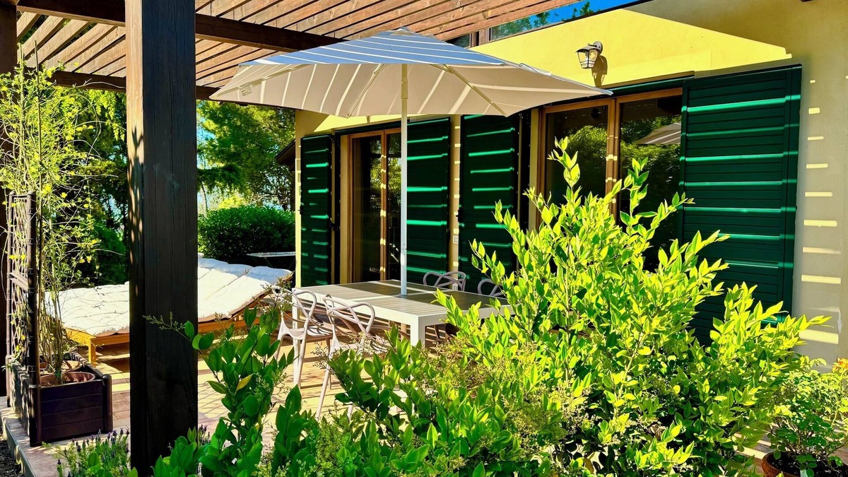 Misano Monte Ski Chalet | ChaletSoleLuna sea view, Italian Villa, Riccione Misano, Pet Friendly!