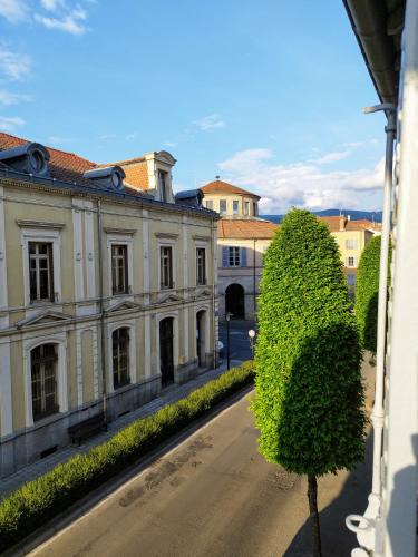 Ambert House | Chaleureuse maison de ville à côté de la mairie ronde