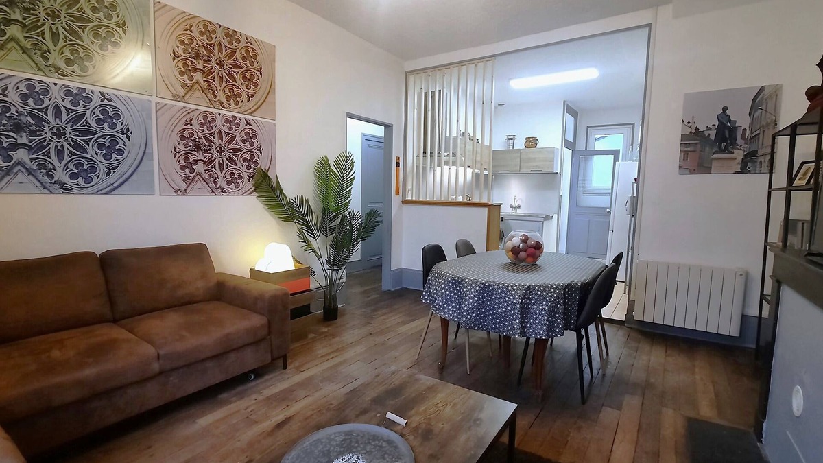 Centre Apartment | 💙Chalon/Ideal location/80m²/Unique view/Quiet/Comfort💙