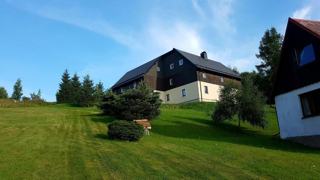Loucna Pod Klinovcem Cabin | Chaloupka Slaměnka