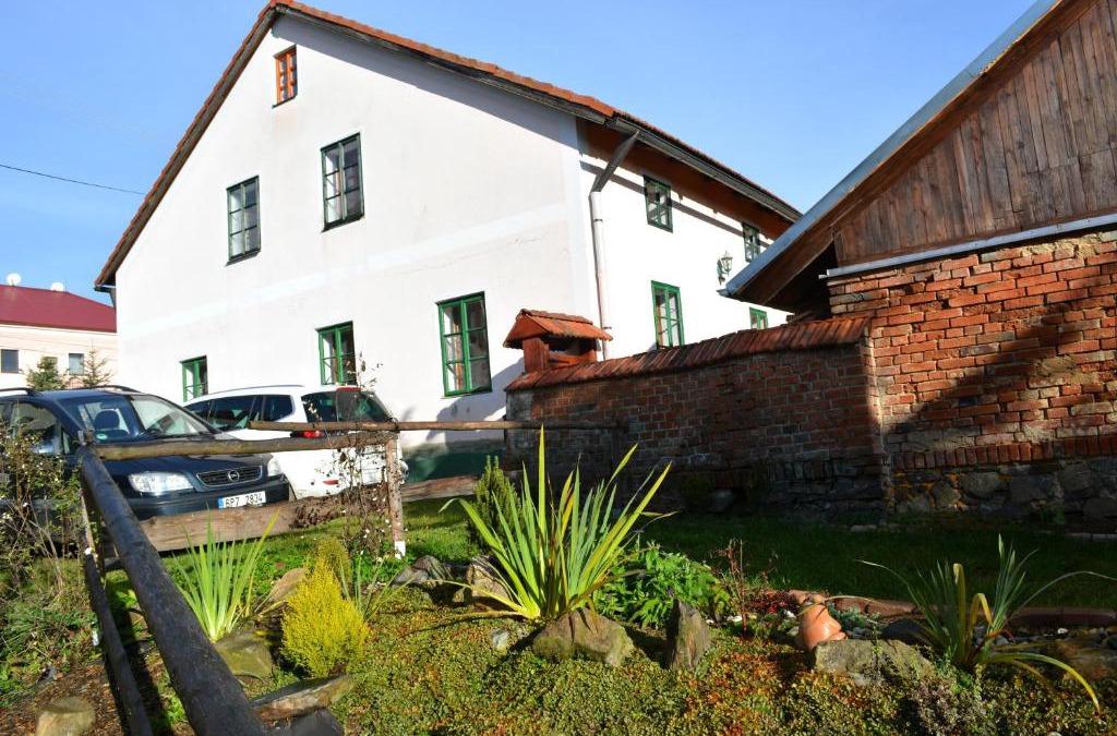Domazlice District House | Chalupa Hyršov