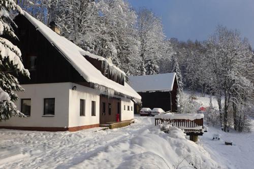 Vyprachtice House | Chalupa Orlička