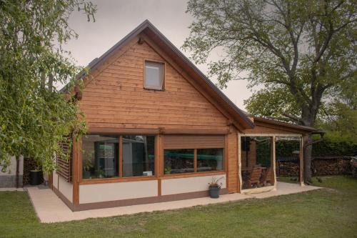 Mrakotin Apartment | Chalupa se saunou i bez