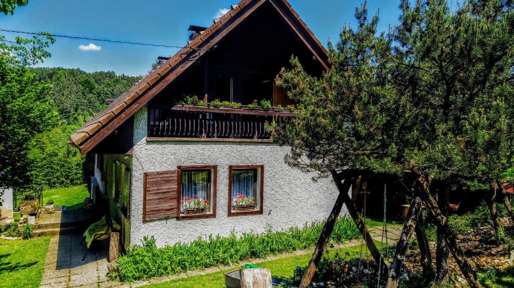 Bila House | Chalupa U Mohelky