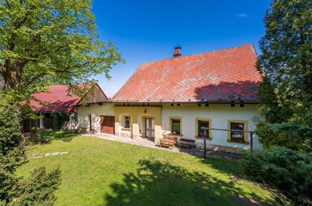 Vysoka Srbska House | Chalupa V kopci