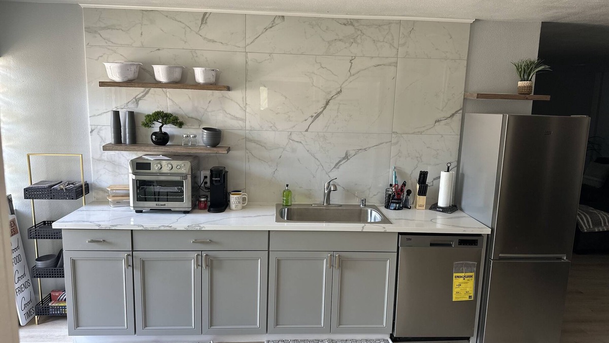 University Place Apartment | Chambers Bay LodgennLocated in beautiful University Place