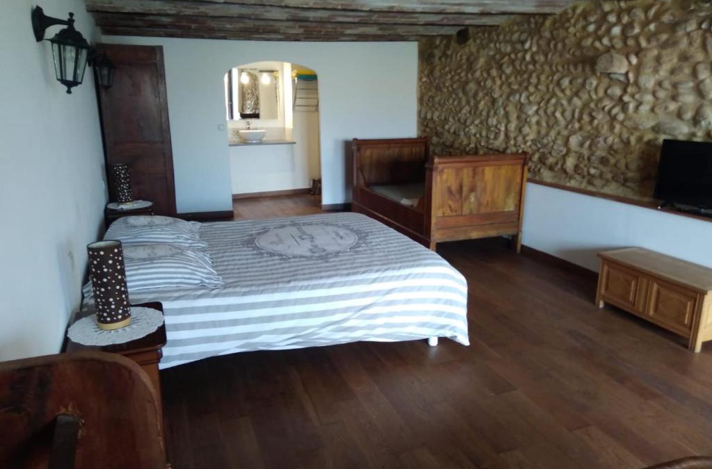 Valensole House | Chambre à la ferme au milieu des lavandes