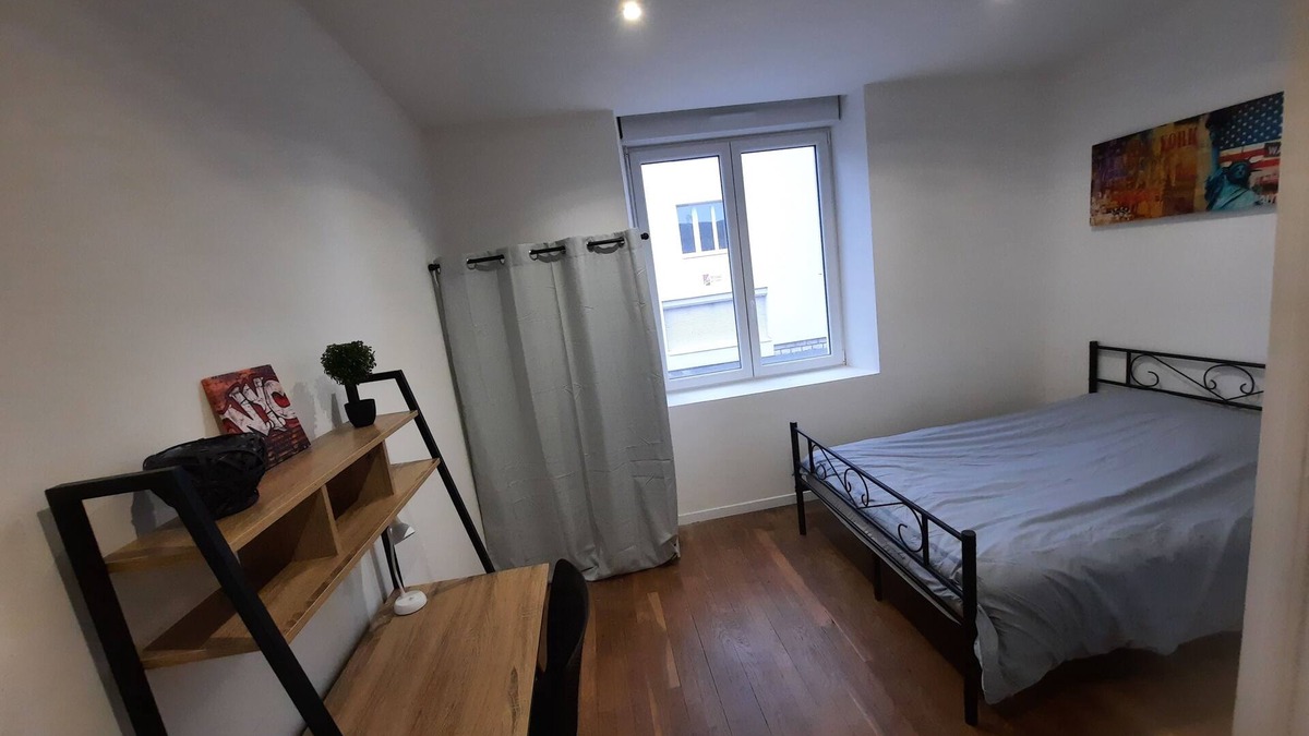 Vesoul Bed & Breakfast | Chambre Économique Avec Salle de Bain Privative 1. Idéale Pour un Séjour Court !