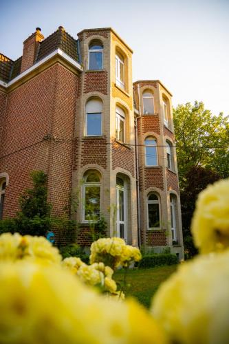 Saint-Pierre-Brouck Bed & Breakfast | Chambre au Château de St-Pierre-Brouck