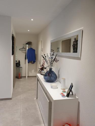 Boudry House | Chambre aux bord de l'Areuse
