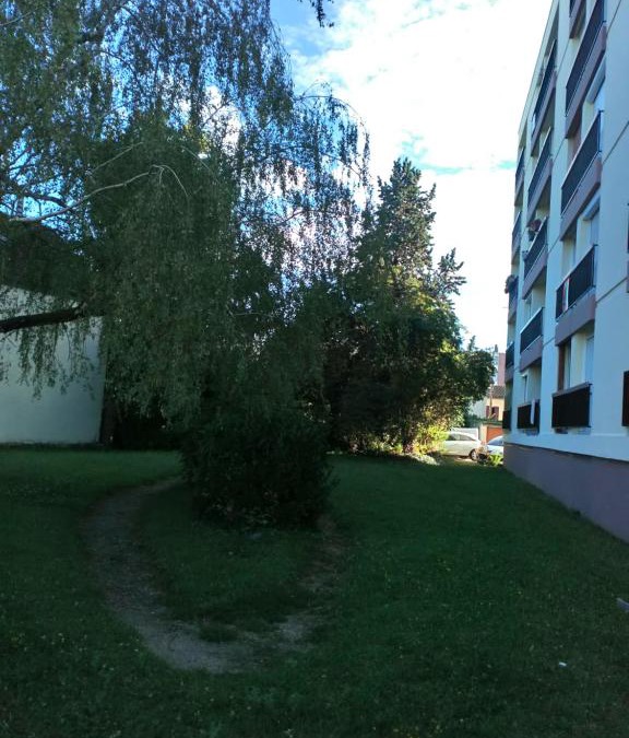 Chalon-sur-Saone House | CHAMBRE CHEZ L HABITANT