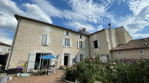 Le Bourdet House | Chambre chez l'habitant, Au moulin du Bonheur