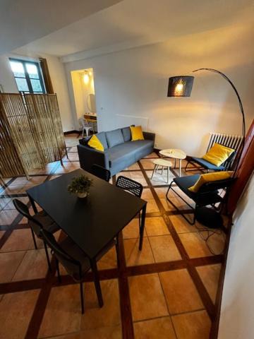 Autun Apartment | Chambre d'Aut'