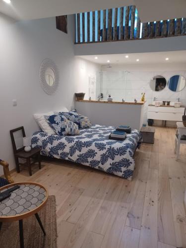 Neufmaisons House | Chambre d'Emma