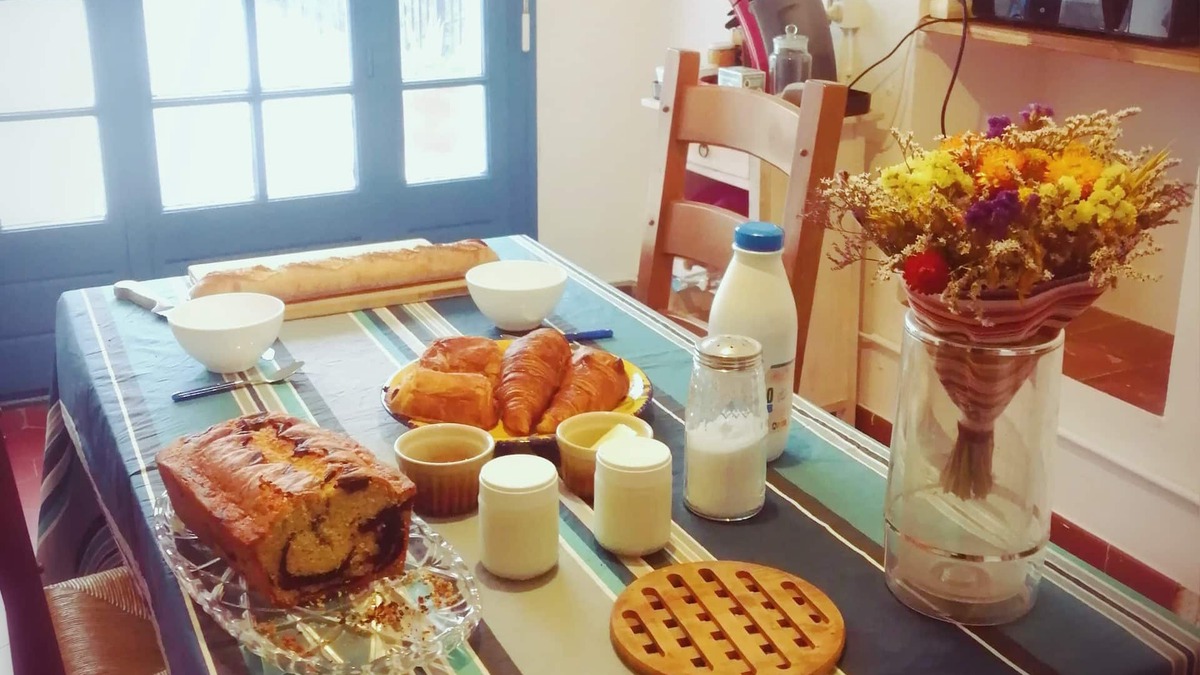 Arles-sur-Tech Bed & Breakfast | Chambre D'hôtes au Bord de la Rivière Avec vue sur la Montagne