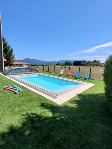 Corbelin Bed & Breakfast | Chambre d'hôtes, coquelicot, le petit cocon d'auré