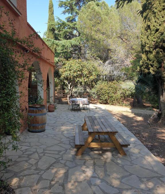 Beziers House | Chambre d'hôtes dans propriété rurale - Camargue