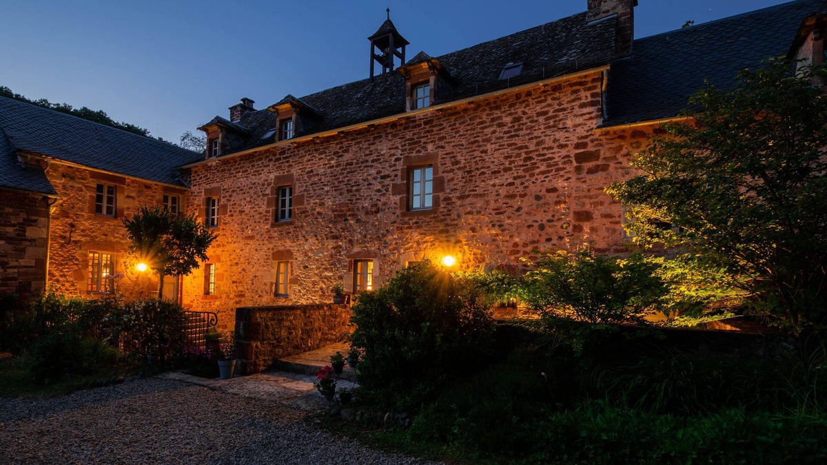 Bessuejouls House | Chambre d'hôtes Ivoirine