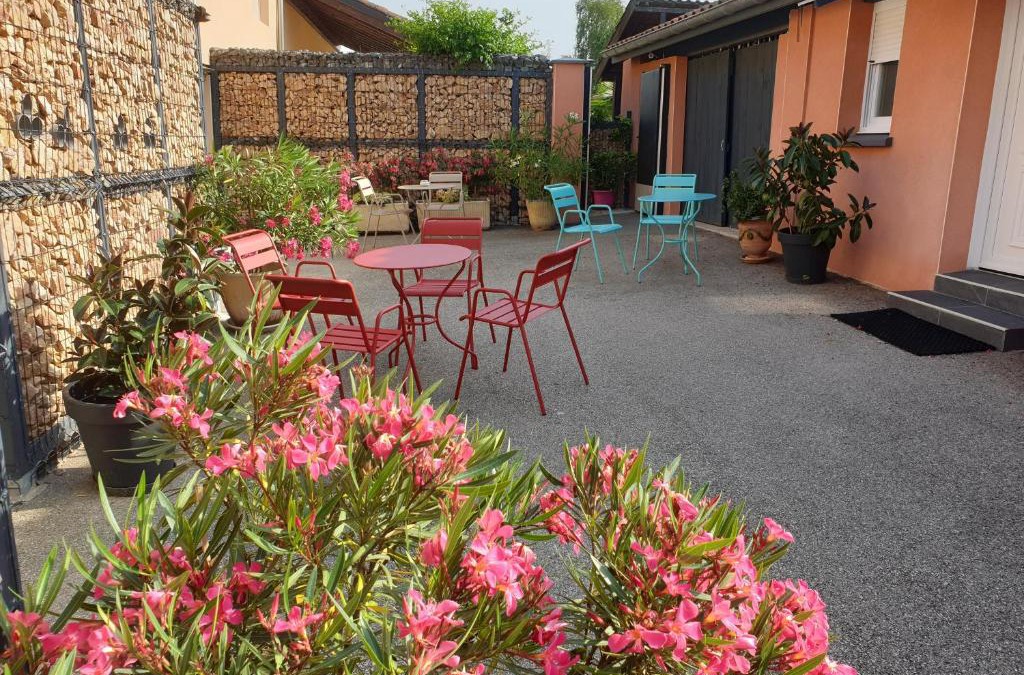 Druillat Bed & Breakfast | Chambre D´hôtes Léonie & Restaurant