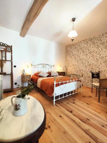 Beaufort Bed & Breakfast | Chambre d'hôtes La clef des Champs à La Source de nos Racines