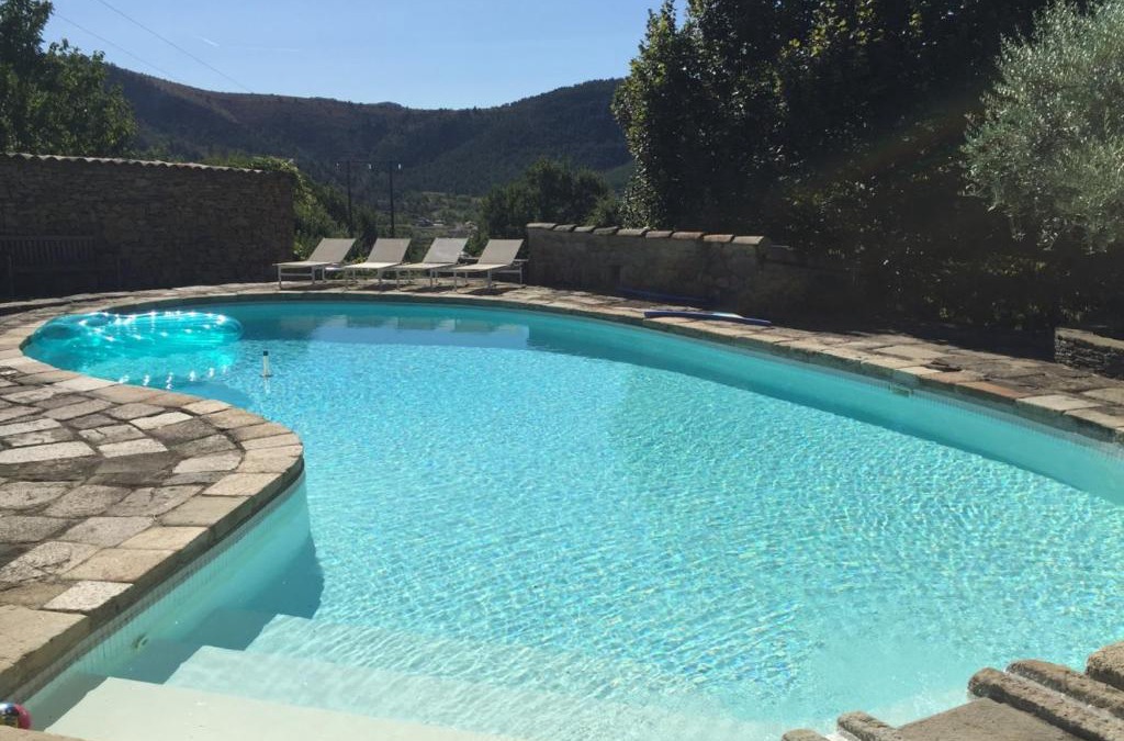 Vesseaux Bed & Breakfast | Chambre d'hôtes les Cerisiers