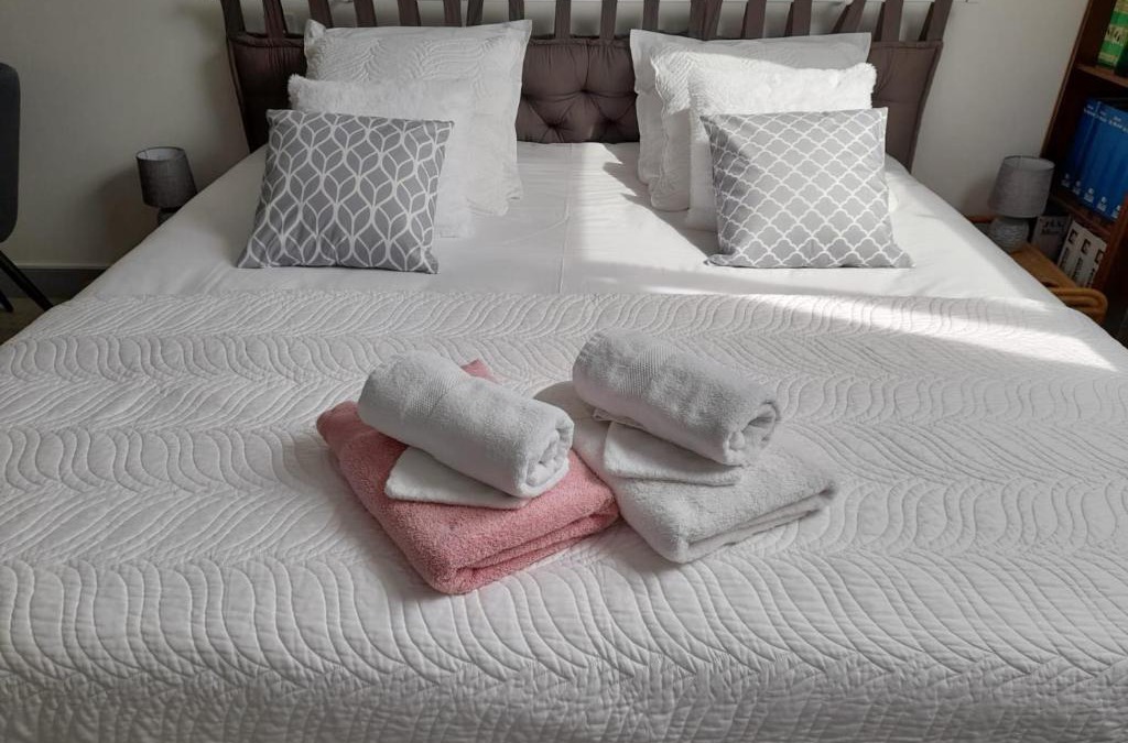 Saint-Sauveur-Marville House | Chambre d'hote chez Maud