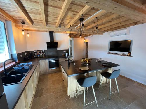 Fenols House | Chambre du vieux bourg