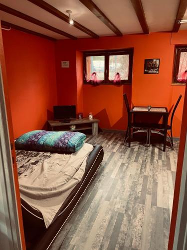 Saint-Chely-d'Apcher Hotel | Chambre indépendante