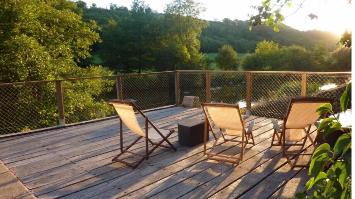 Mortagne-sur-Sevre Bed & Breakfast | Chambre "jardin" Accessible aux Personnes à Mobilité Réduite