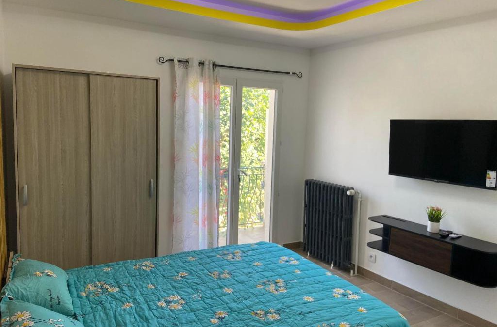 Prayssac Bed & Breakfast | Chambre n°7 (1-2pers) + Balcon