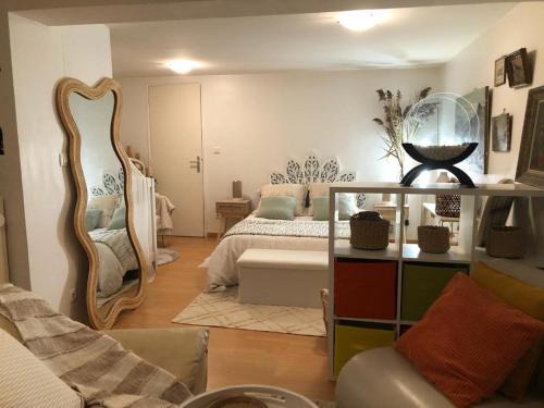 Mirefleurs House | Chambre privée MIREFLEURS