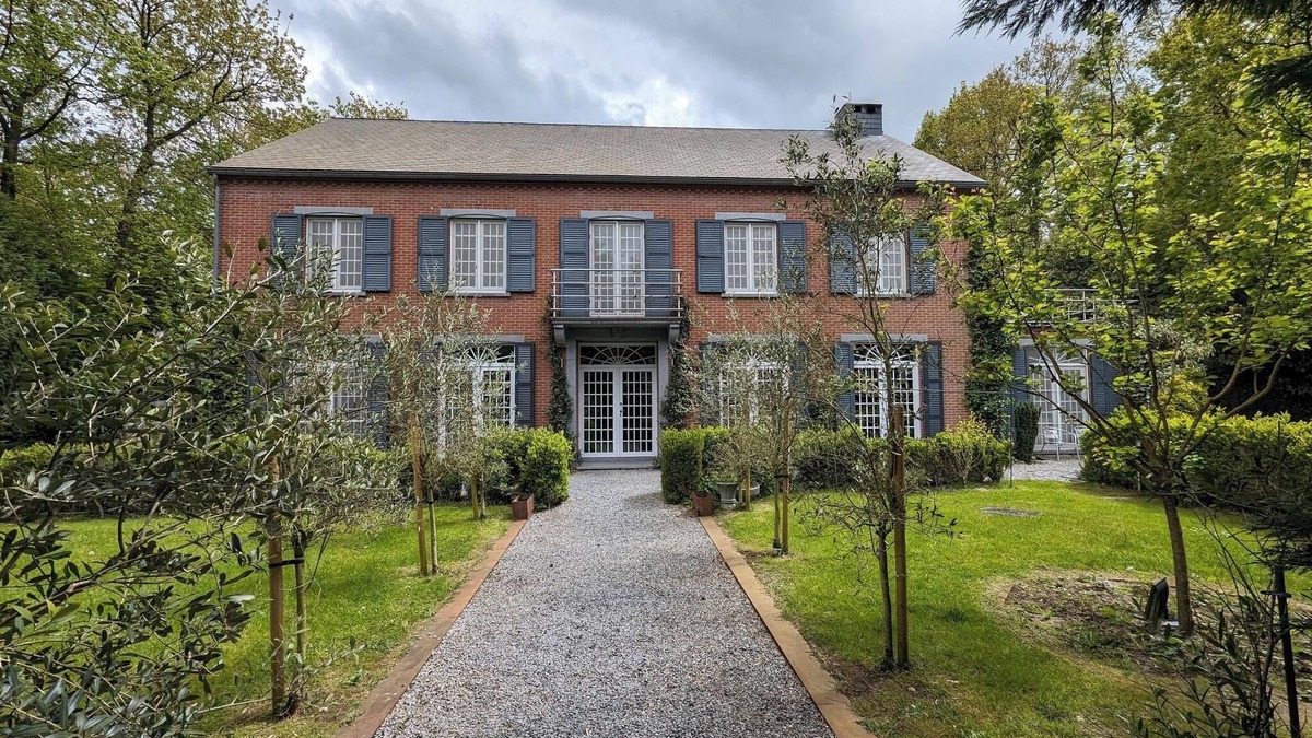 Liege Villa | Chambre Style Provençal Dans une Villa Près de L'ulg, du CHU et D'une Forêt