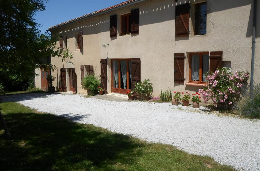 Avignonet-Lauragais Bed & Breakfast | Chambres d'Hôtes d' En Jouti