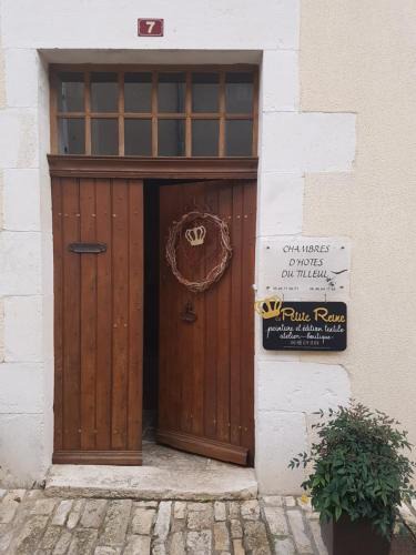 Nanteuil-en-Vallee Bed & Breakfast | chambres d'hôtes du Tilleul