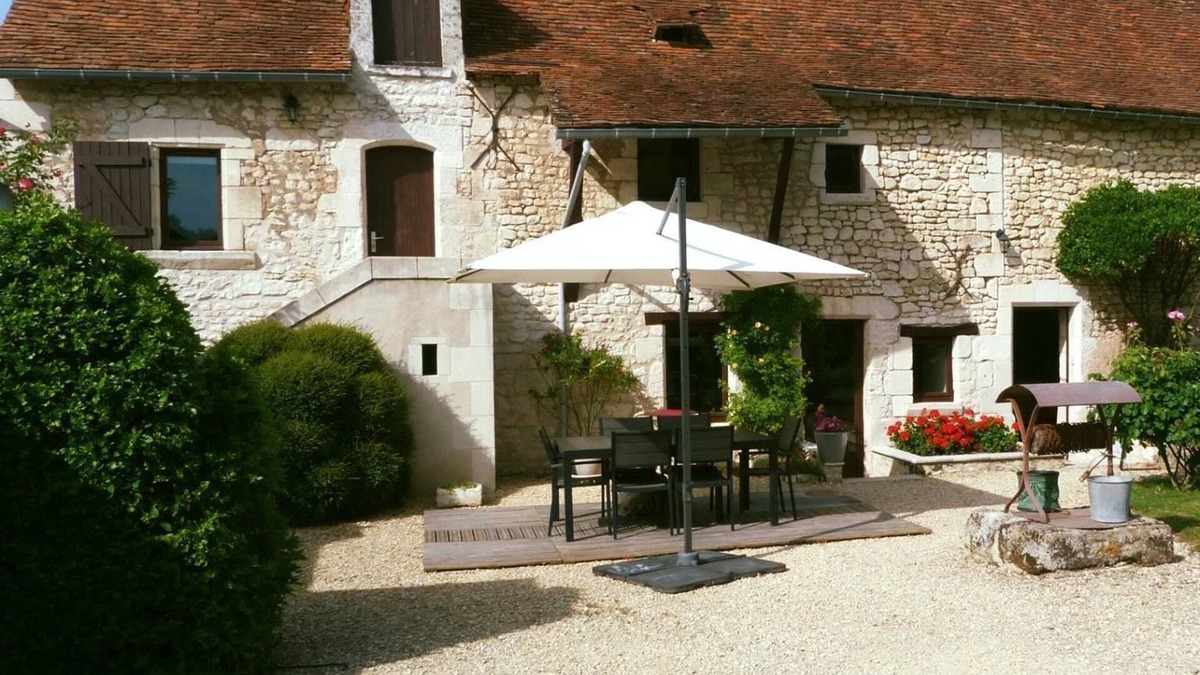 Tavant Bed & Breakfast | Chambres d'hôtes Au BO Voyage