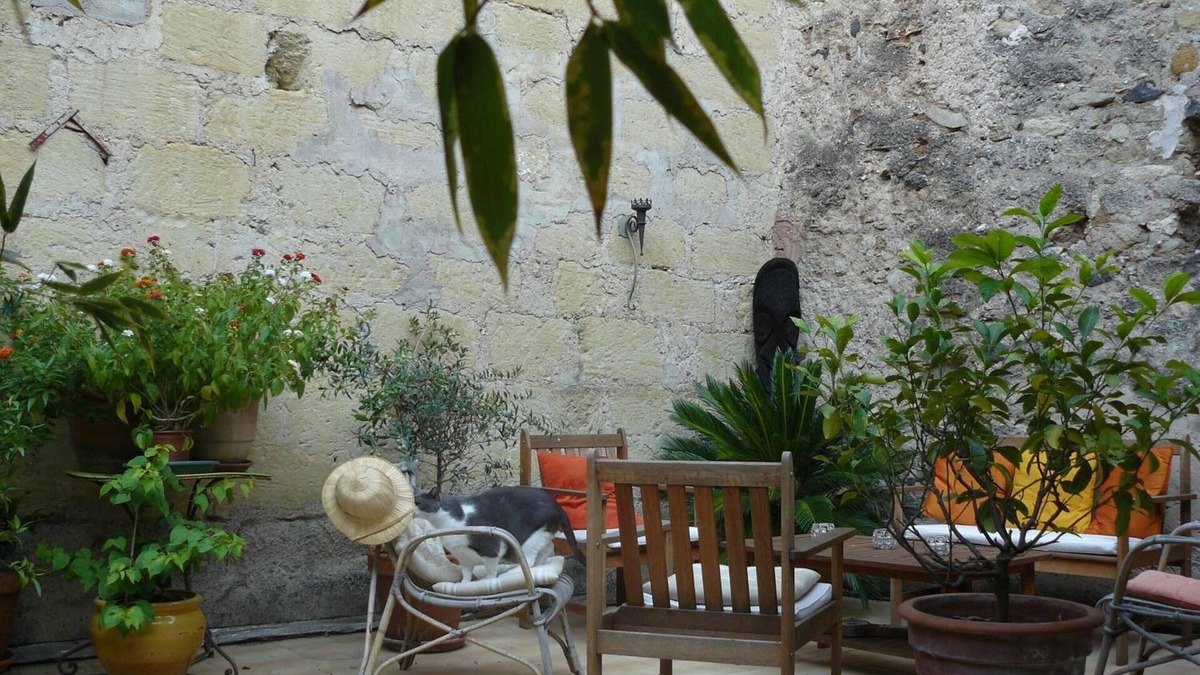 Pezenas Bed & Breakfast | Chambres d'Hôtes de Fleurus