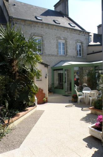 Sainte-Mere-Eglise Bed & Breakfast | Chambres d'hôtes de l'Eglise