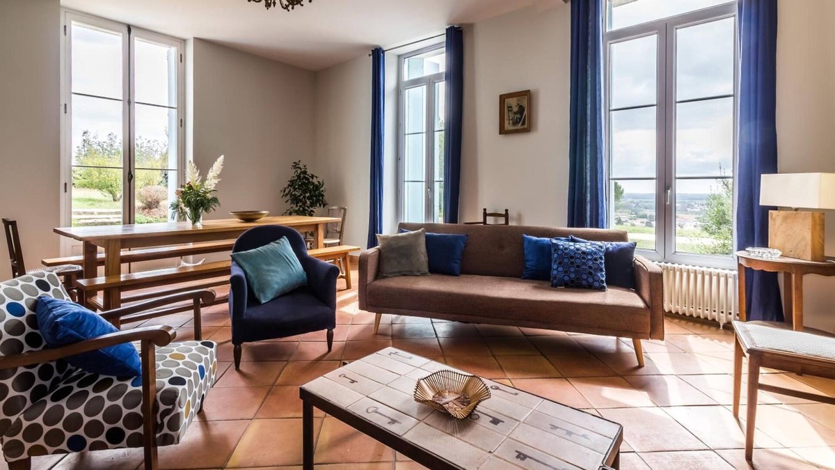 Rions House | Chambres d'hôtes La Bastane