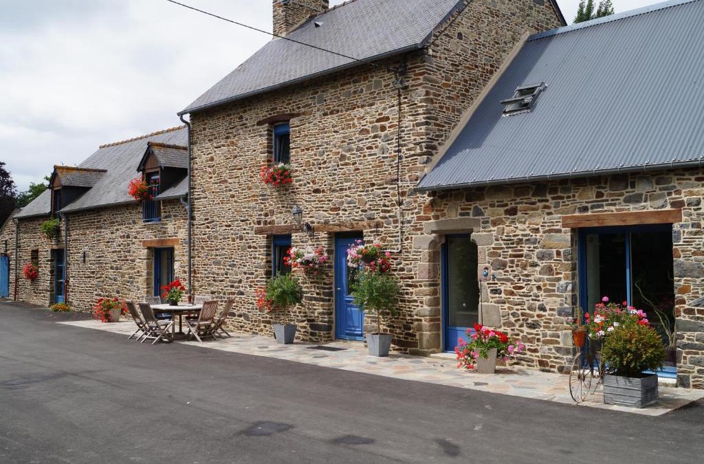 Dol-de-Bretagne Bed & Breakfast | Chambres d'Hôtes La Loubatais