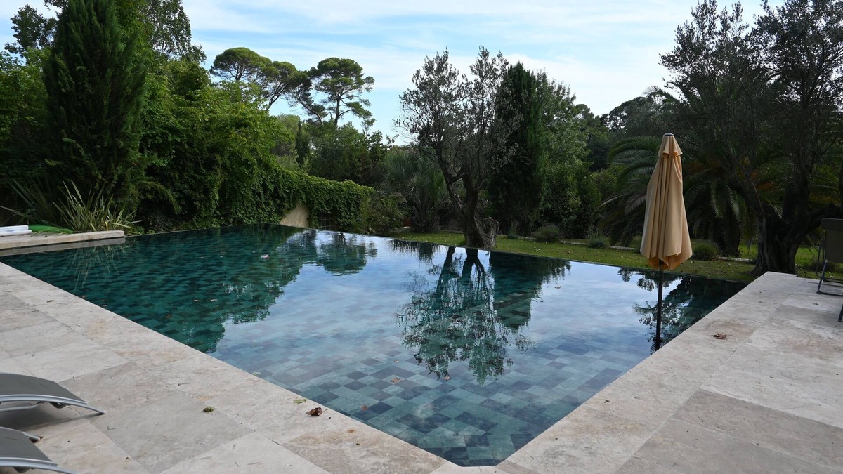 Malbosc Bed & Breakfast | Chambres D'hôtes Sous L'olivier