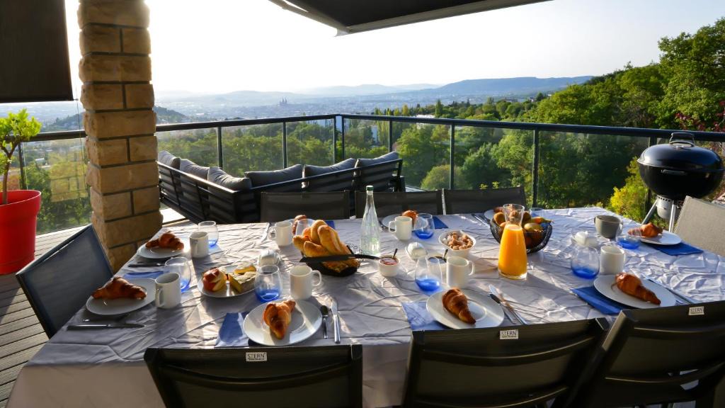 Durtol Bed & Breakfast | Chambres d'hôtes Villa Volcano