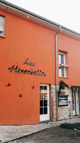 Gaubiving Bed & Breakfast | Chambres d'Hotes Les Hirondelles