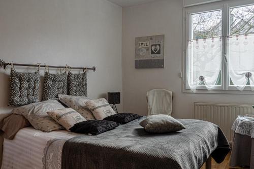 Evron Bed & Breakfast | chambres d hotes les papillons