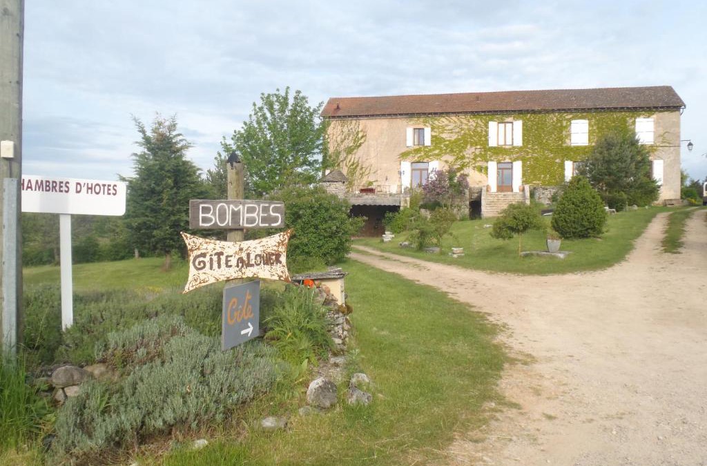 Mostuejouls Bed & Breakfast | chambres du Domaine de Bombes